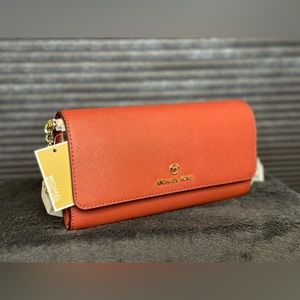 Michael kors Small Saffiano Leather Convertible Crossbody Jet Set bag